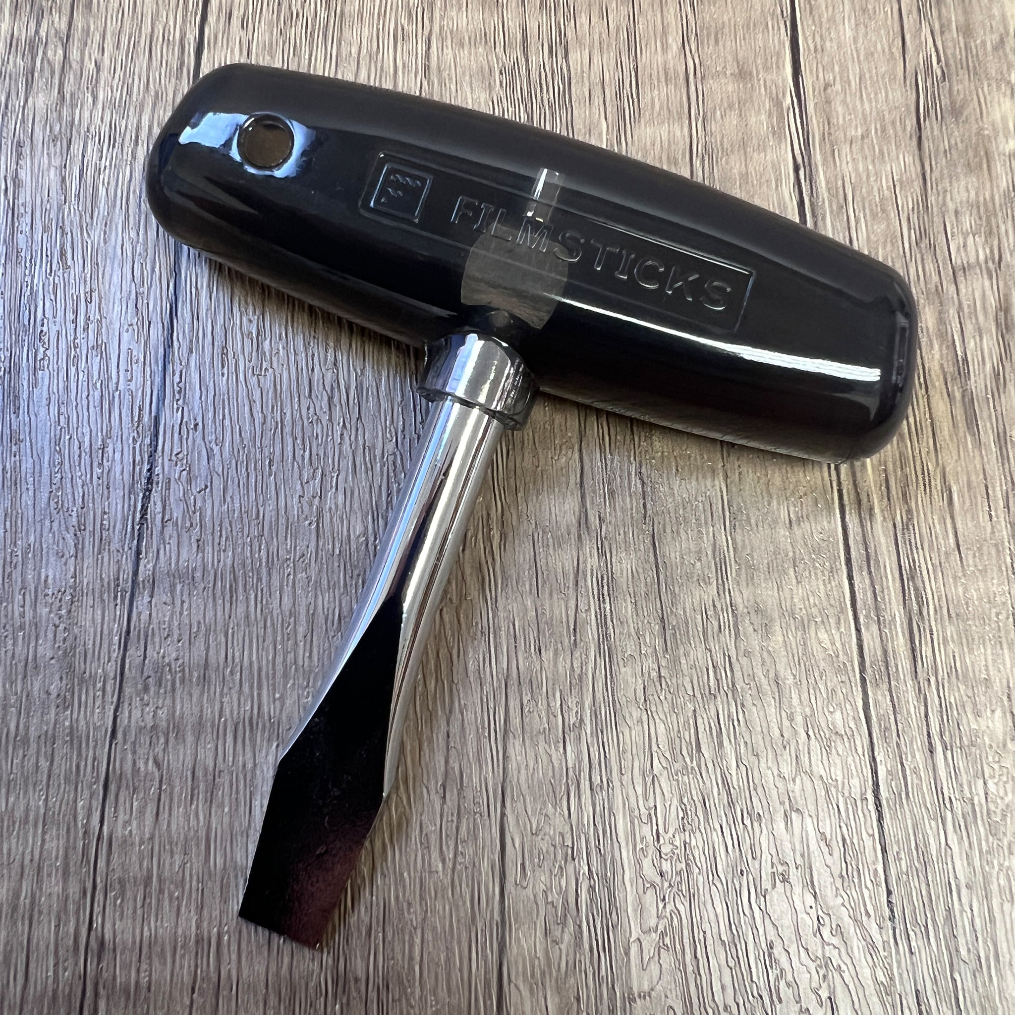 FILMSTICKS SHORT T-HANDLE SCREWDRIVER - BLACK
