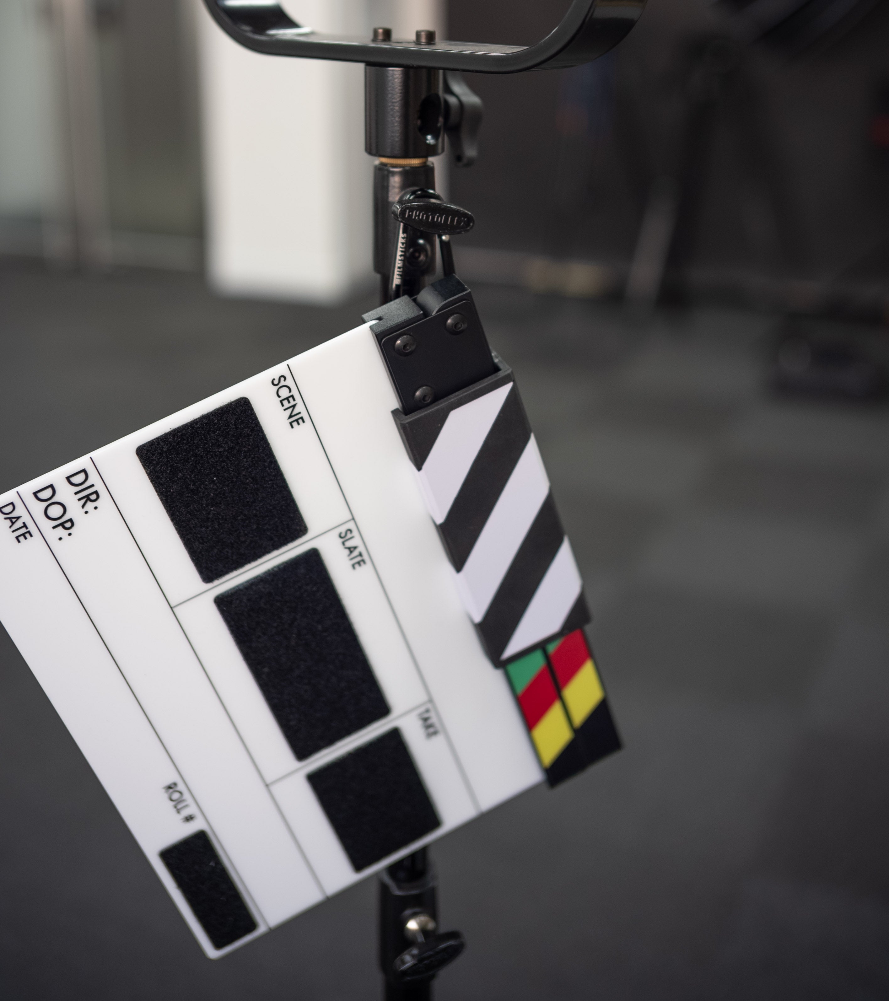 FILMSTICKS SLINGSLATE